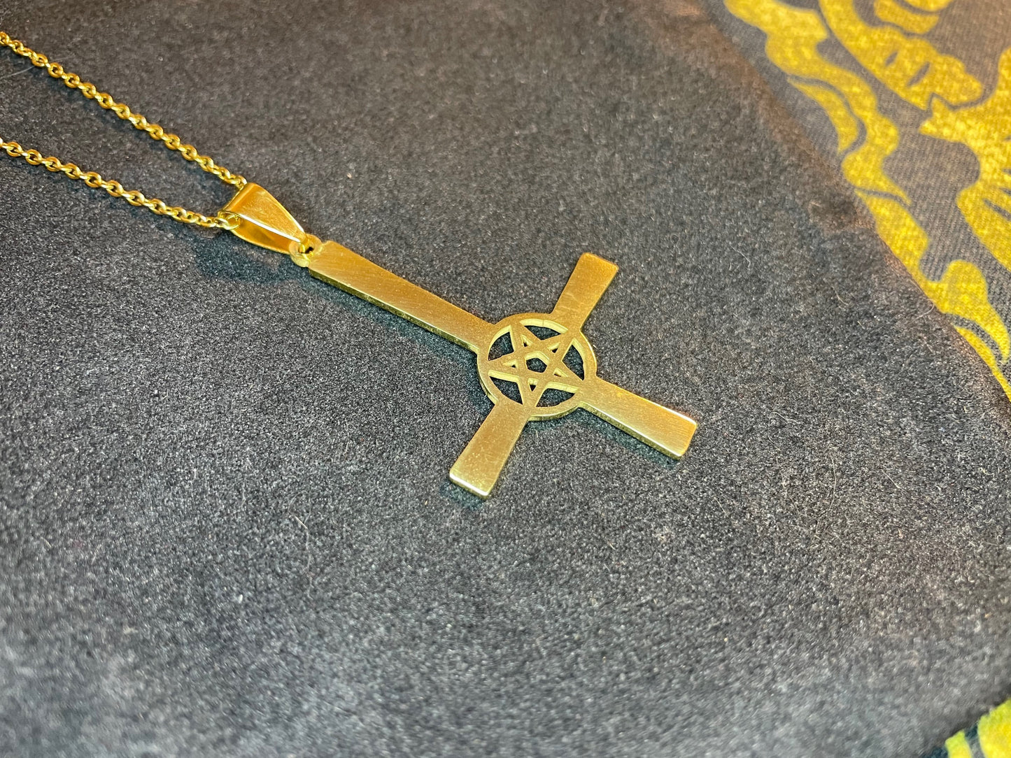 Upside Down Cross Inverted Pentagram Stainless Steel Pendant Necklace Modern Gothic Wiccan Pagan Satanic Church Occult Jewelry Gift - Gold